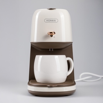 Кофеварка капельная Konka KKFJ-2501M (WE)