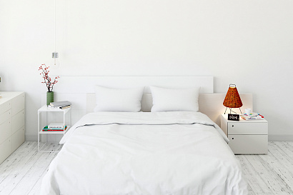 Как узкую спальню превратить в просторную комнату с помощью мебели?